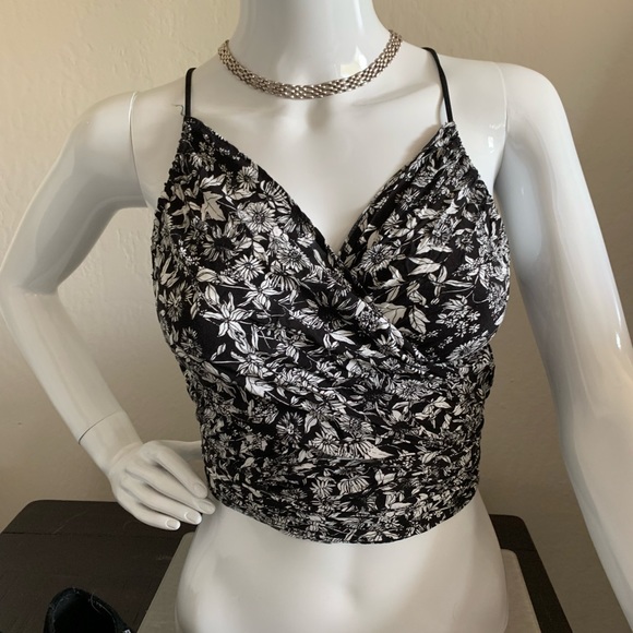 Olivaceous Wrap Tie Floral Top - Picture 5 of 7